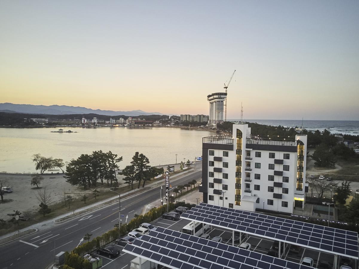 Hotel Swan Gangneung Exterior photo